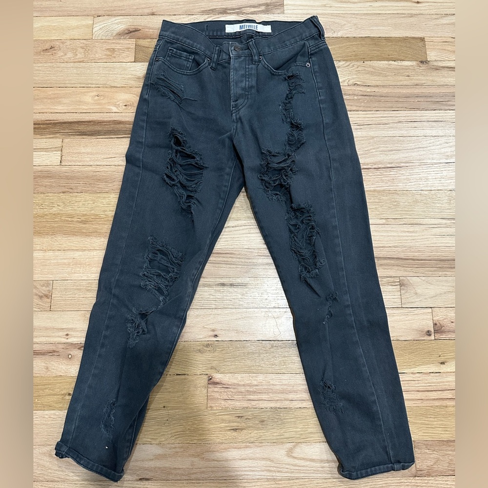 Brandy Melville distressed jeans